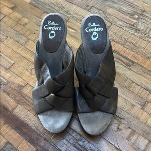 New!! Never been worn, must have unique Calleen Cordero, wedge!